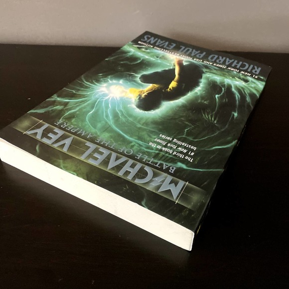 Michael Vey by Richard Paul Evans Books 1-5 Autographed - Picture 8 of 13